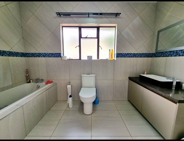 3 BEDROOM HOUSE FOR SALE IN LINMEYER